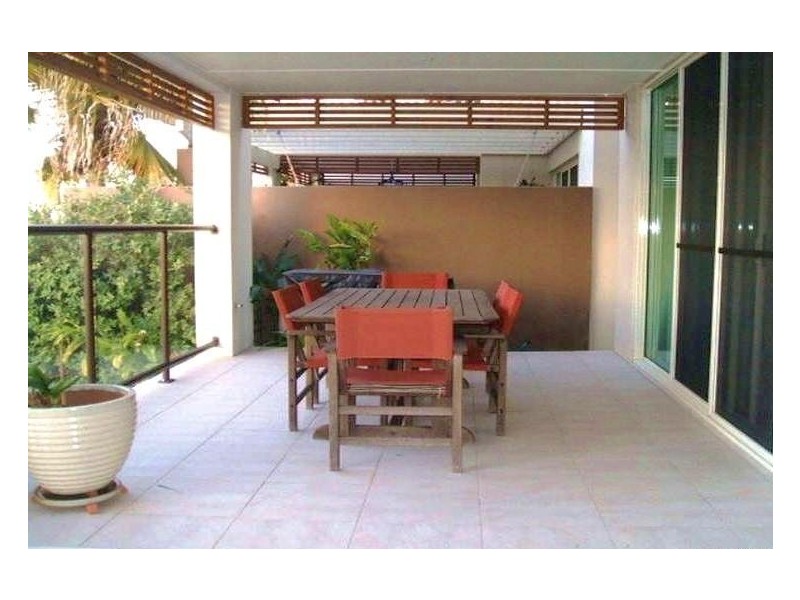 Coomera Waters QLD 4209