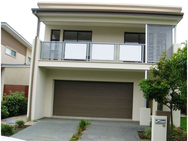 12 Galley Rd, Hope Island QLD 4212