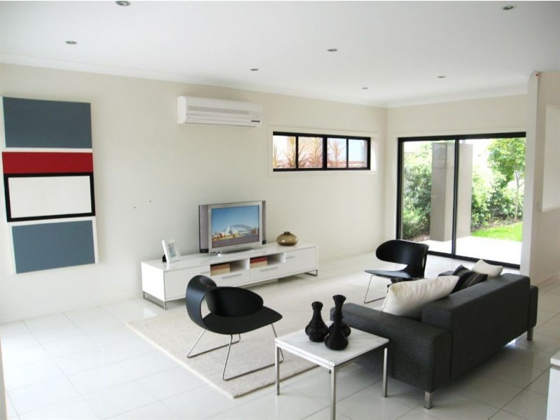 12 Galley Rd, Hope Island QLD 4212