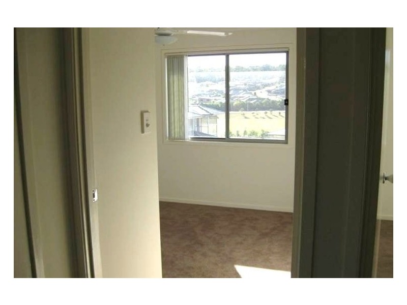 Pacific Pines QLD 4211