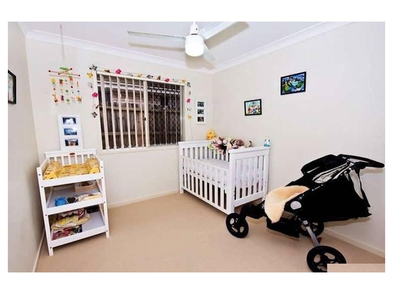 31 Bourke St, Waterford West QLD 4133