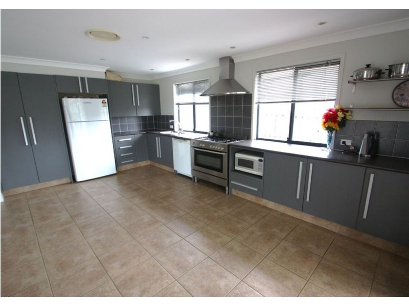 31 Forest Oak Dve, Upper Coomera QLD 4209