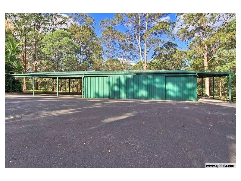 17 Mystery RD, Guanaba QLD 4210