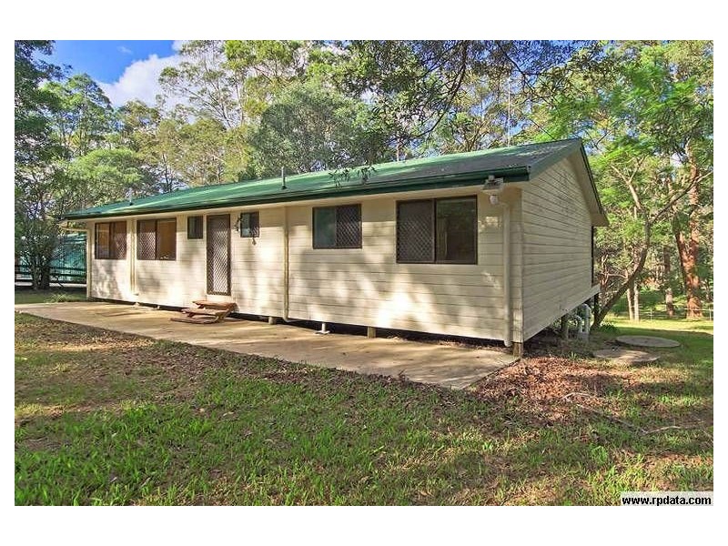 Guanaba QLD 4210