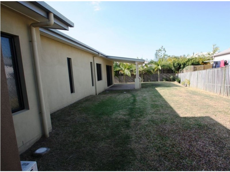 Coomera Waters QLD 4209