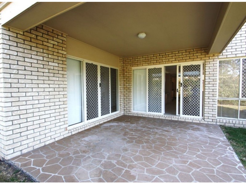 8 Aaron St, Coomera QLD 4209