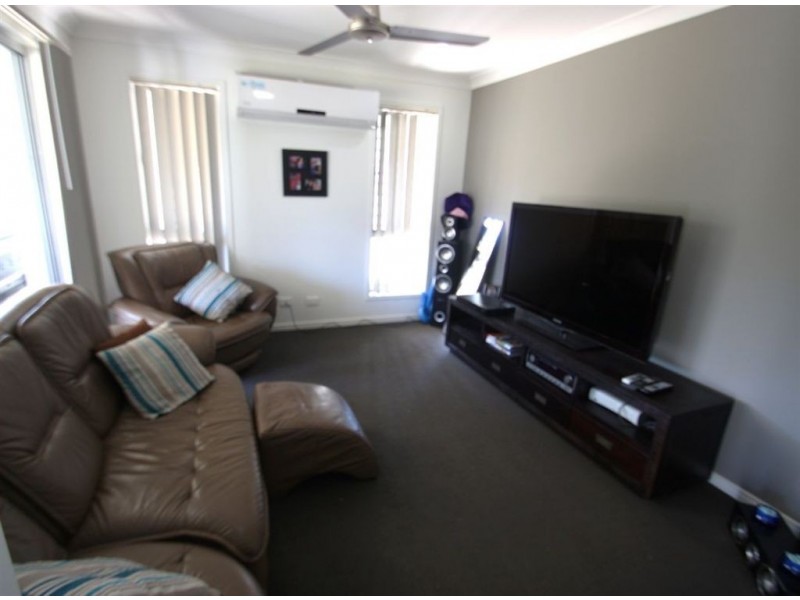 18 BottleTree court, Coomera QLD 4209