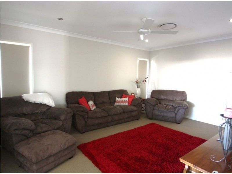 Coomera Waters QLD 4209