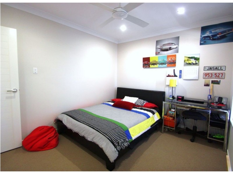 Coomera Waters QLD 4209