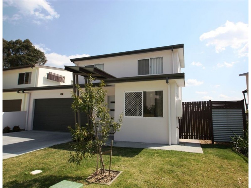 8/19 Gumtree Crescent, Upper Coomera QLD 4209