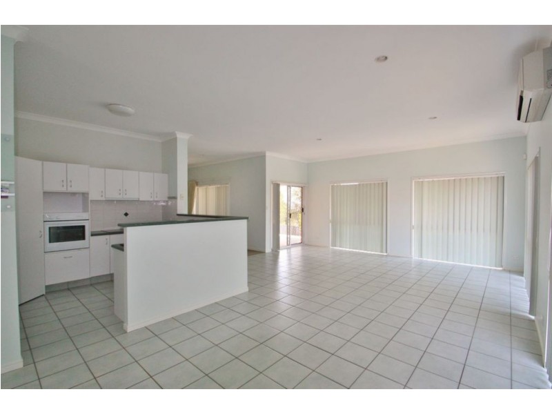 Pacific Pines QLD 4211