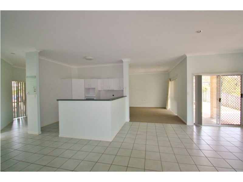 Pacific Pines QLD 4211