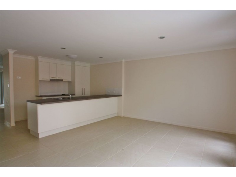 4/20 Jimmy Rd, Coomera QLD 4209
