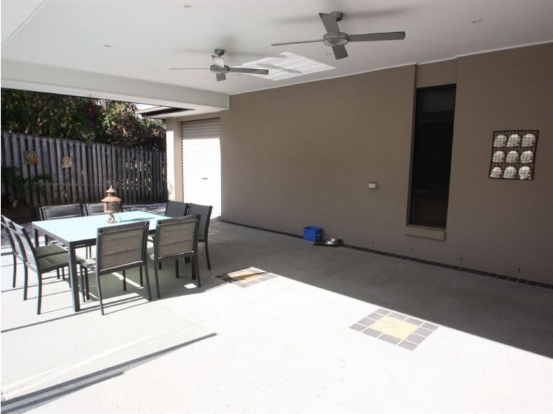 Coomera Waters QLD 4209