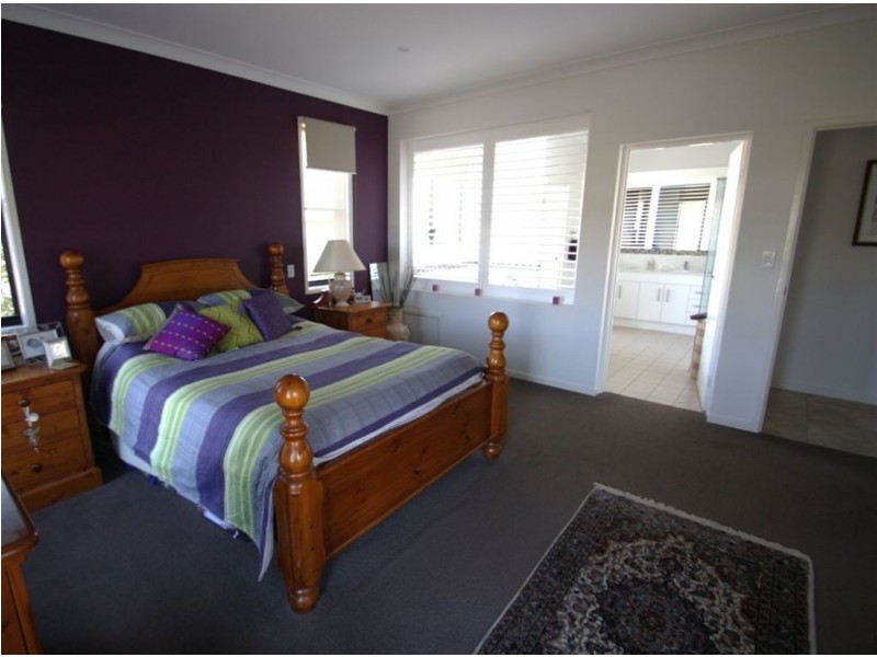 Coomera Waters QLD 4209