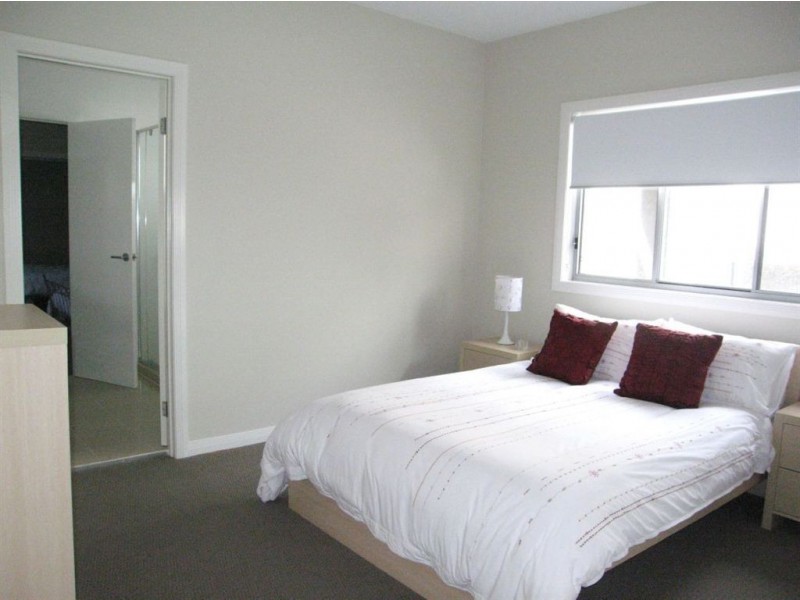 Hope Island QLD 4212