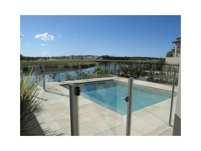 Hope Island QLD 4212