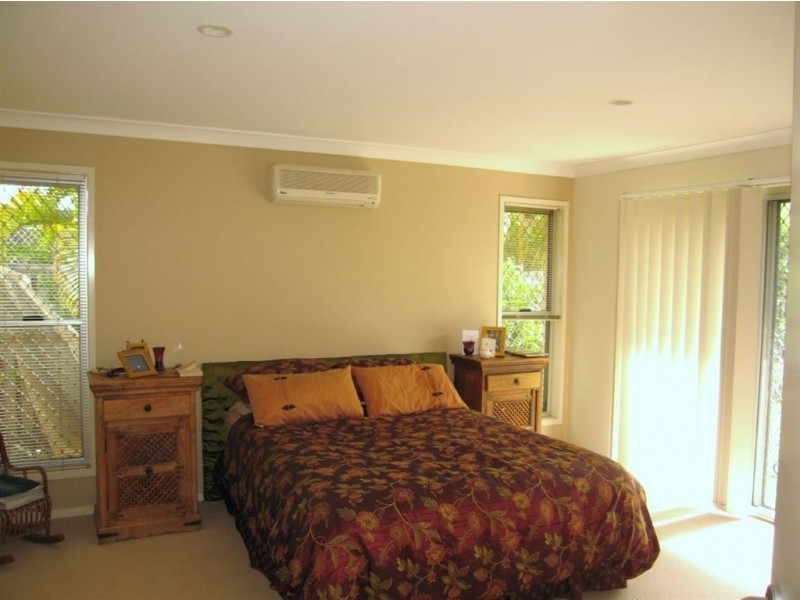 Coomera Waters QLD 4209