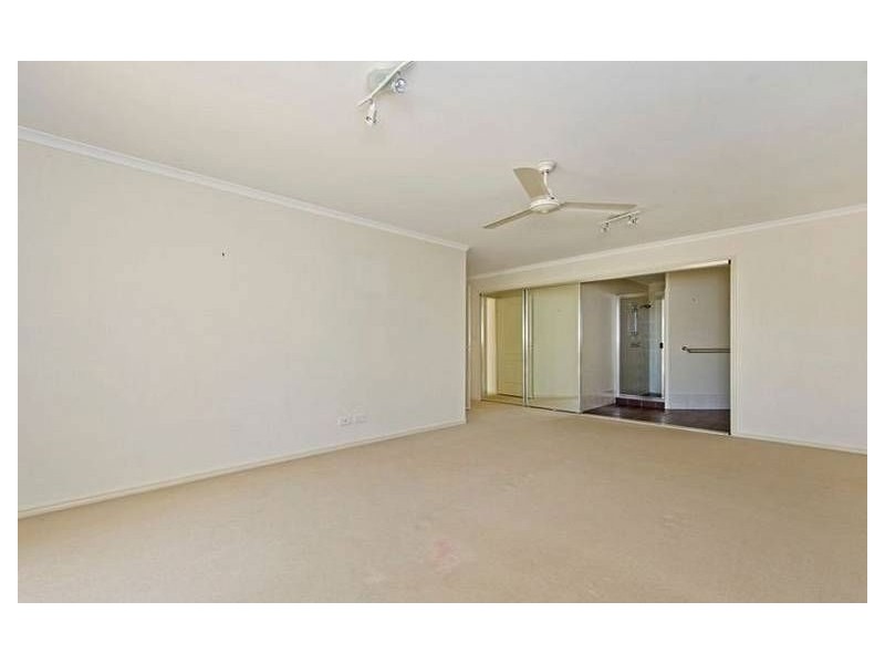 Coomera Waters QLD 4209