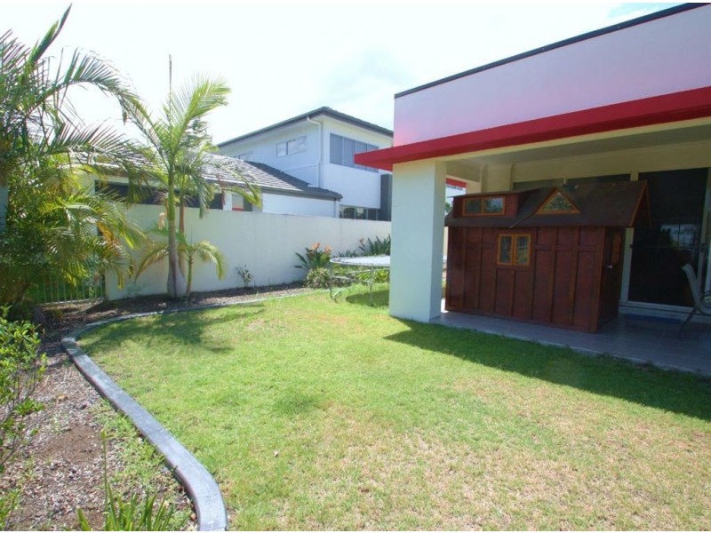 Hope Island QLD 4212
