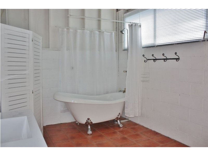 17 Courtney Drive, Upper Coomera QLD 4209