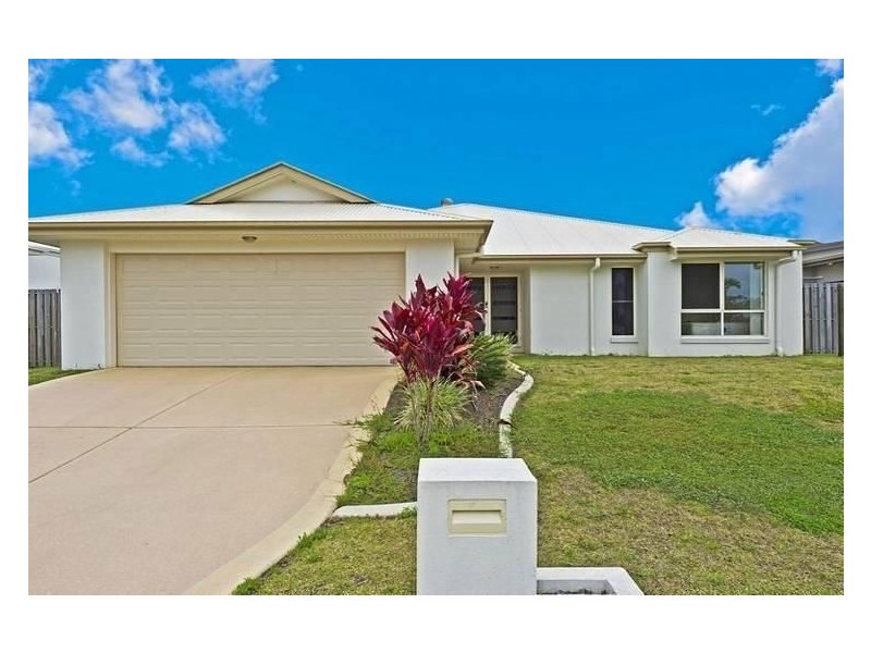 Coomera Waters QLD 4209