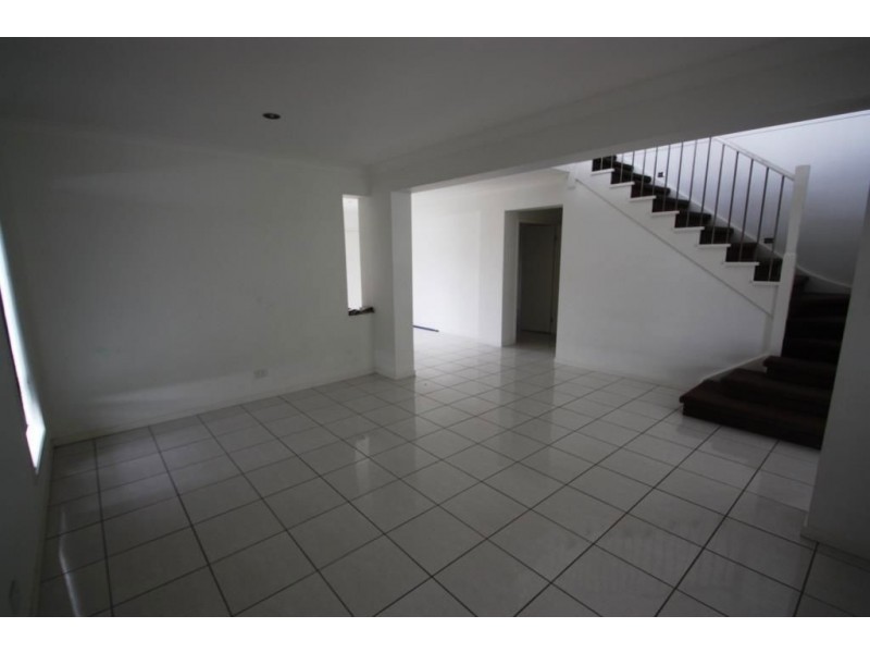 7 Heatherdale Dve, Upper Coomera QLD 4209