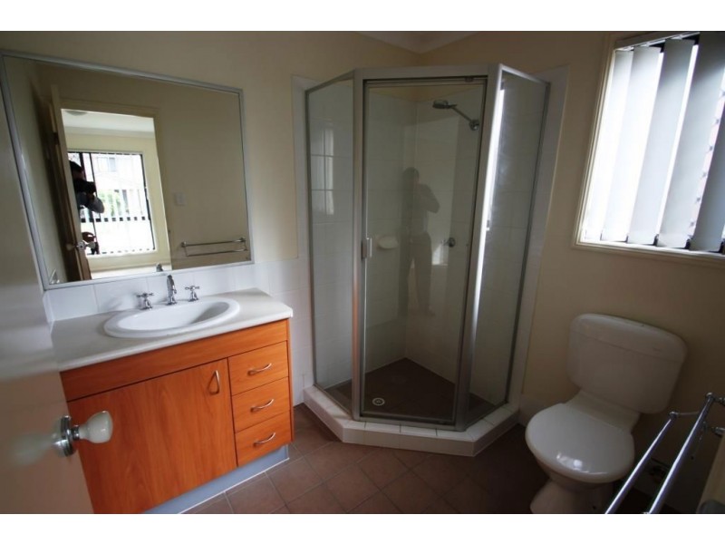 5 Patrick Crt, Waterford West QLD 4133