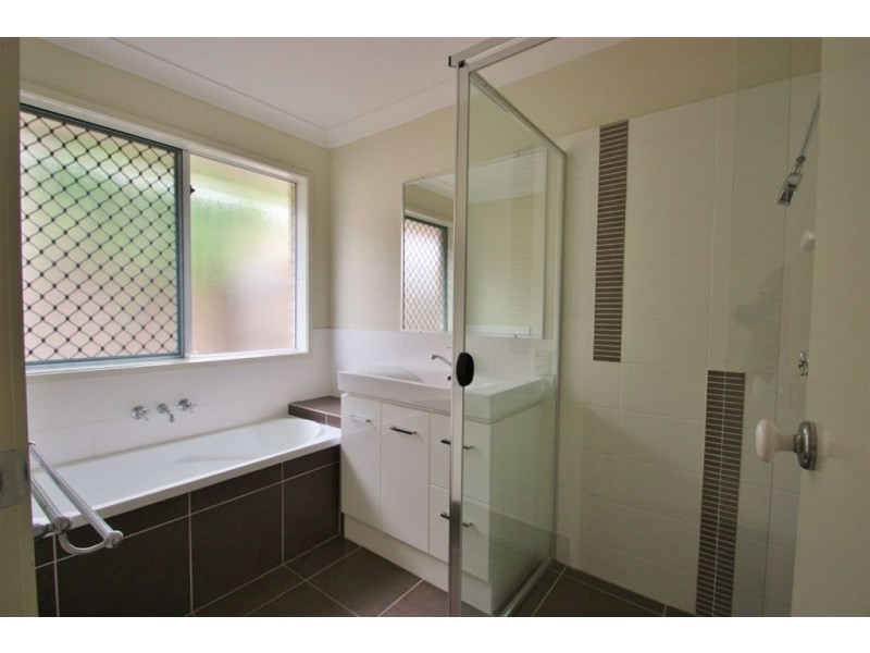 23 Bellagio Cr, Coomera QLD 4209