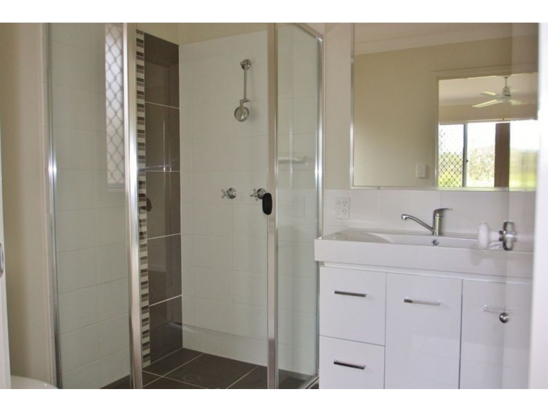 23 Bellagio Cr, Coomera QLD 4209