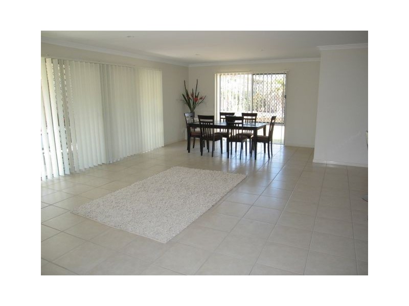 30 Ragamuffin Dr, Coomera Waters QLD 4209