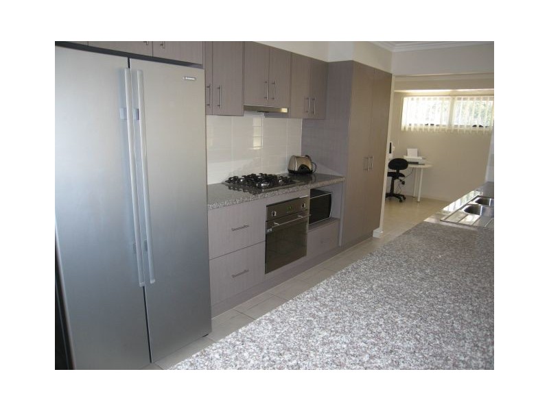 30 Ragamuffin Dr, Coomera Waters QLD 4209