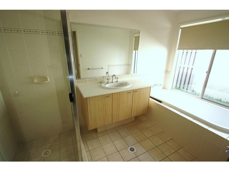 Oxenford QLD 4210