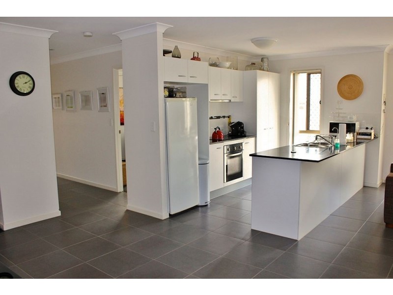 6 Elise Ave, Coomera QLD 4209