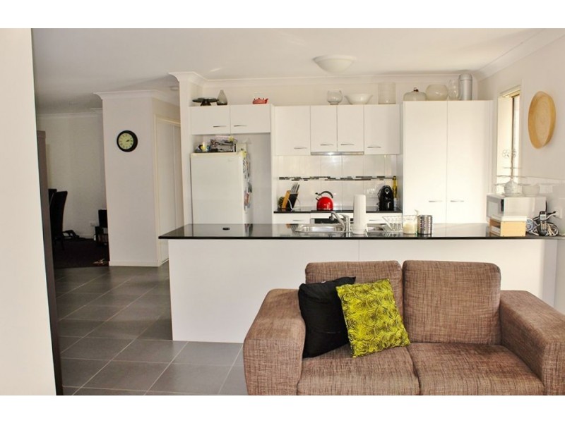 6 Elise Ave, Coomera QLD 4209