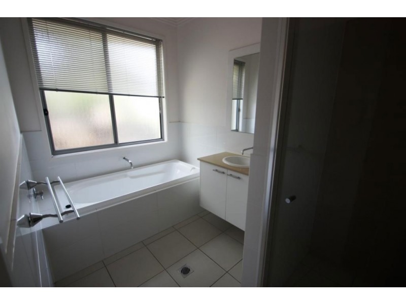 Coomera Waters QLD 4209