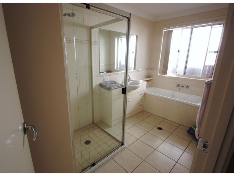 12 Silvergull St, Coomera QLD 4209