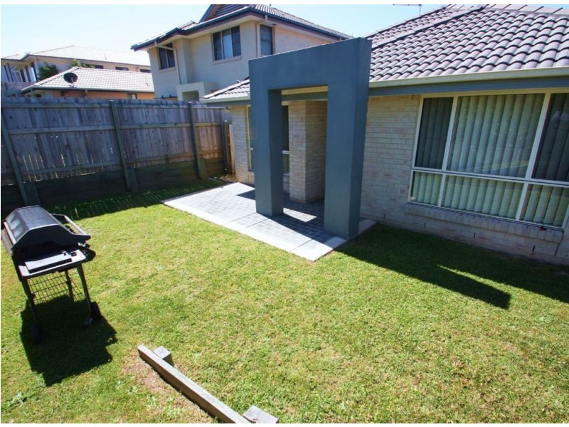 12 Silvergull St, Coomera QLD 4209