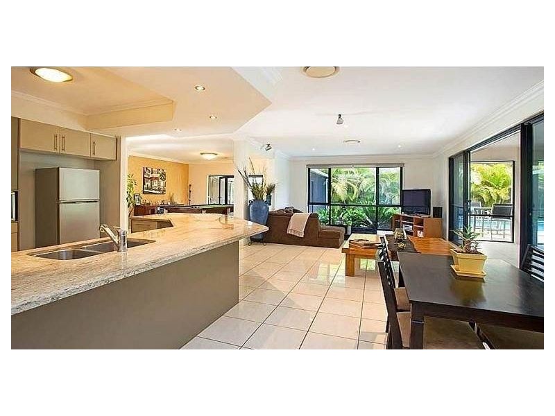 19 Westward Way, Coomera Waters QLD 4209