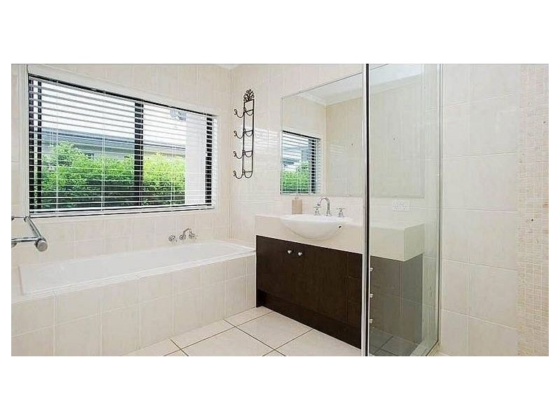 19 Westward Way, Coomera Waters QLD 4209