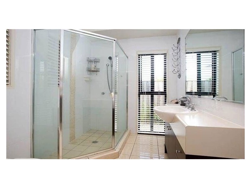 19 Westward Way, Coomera Waters QLD 4209