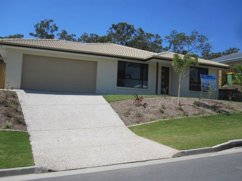 12 Winchester Cres, Pimpama QLD 4209