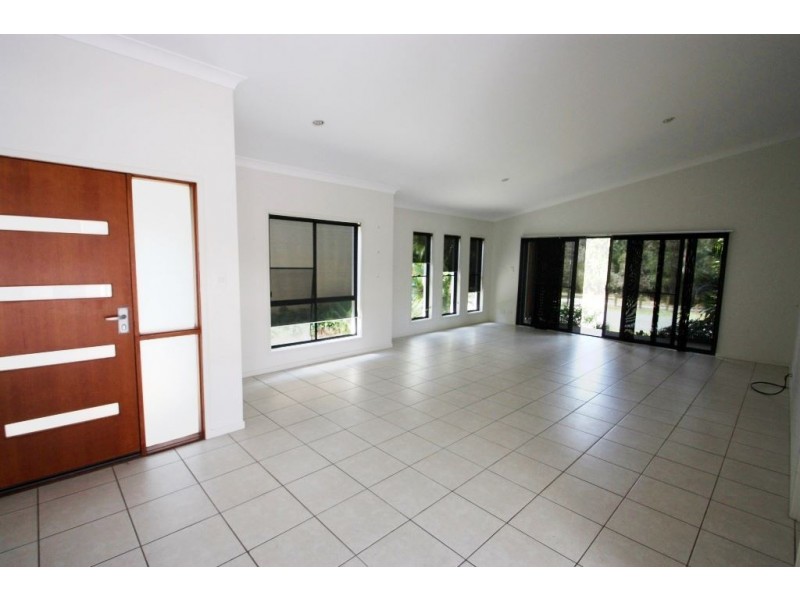 45 Runway Dve, Upper Coomera QLD 4209