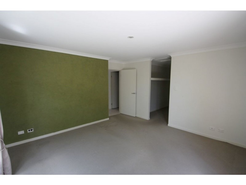 45 Runway Dve, Upper Coomera QLD 4209