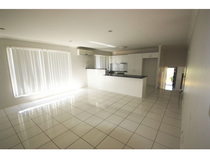 7 Manassa St, Upper Coomera QLD 4209