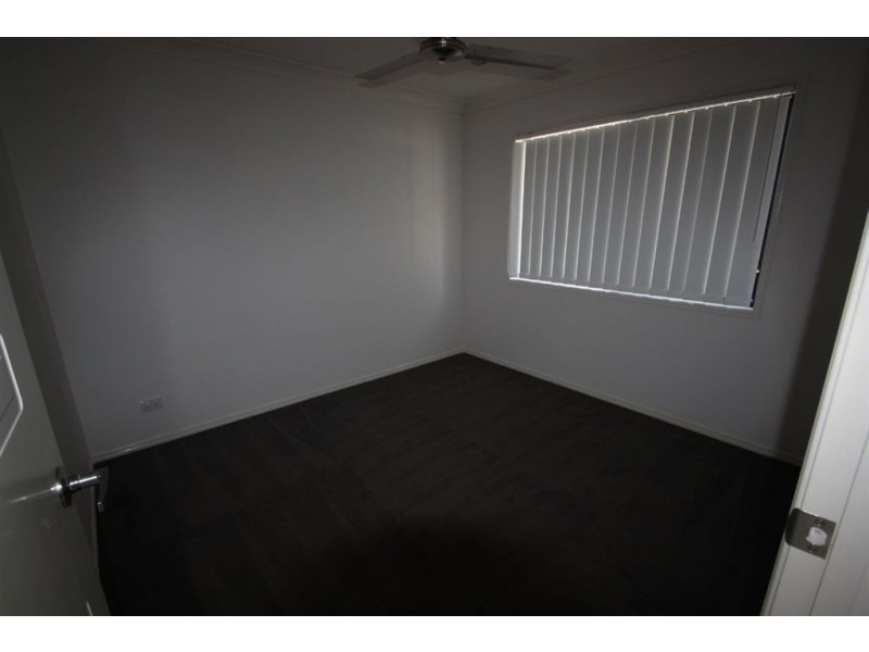 7 Manassa St, Upper Coomera QLD 4209