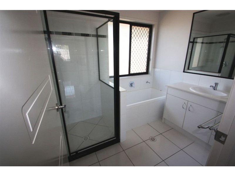 7 Manassa St, Upper Coomera QLD 4209