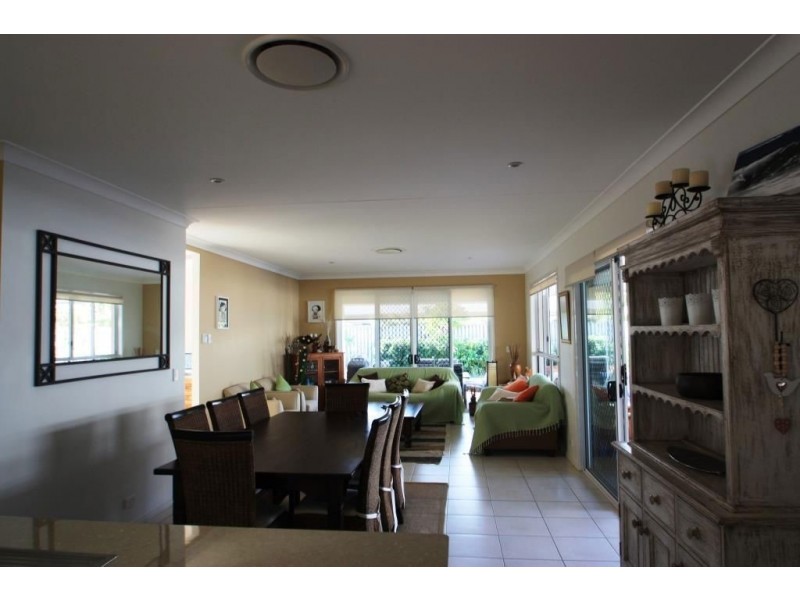 7 Drafters Cr, Upper Coomera QLD 4209