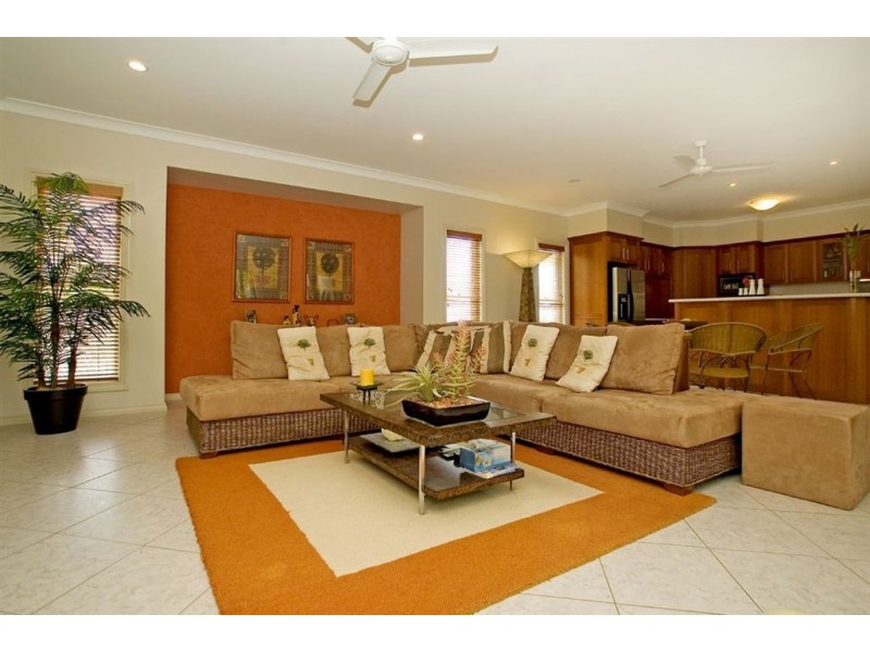 5 Fidelis Pl, Coomera Waters QLD 4209