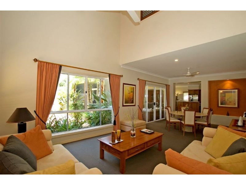 5 Fidelis Pl, Coomera Waters QLD 4209